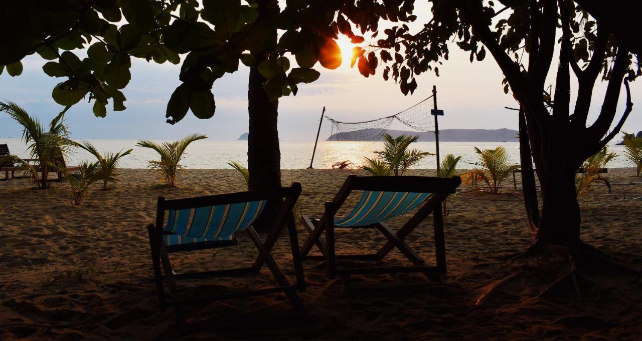Cham Island Smiles Homestay Tân Hiệ Esterno foto