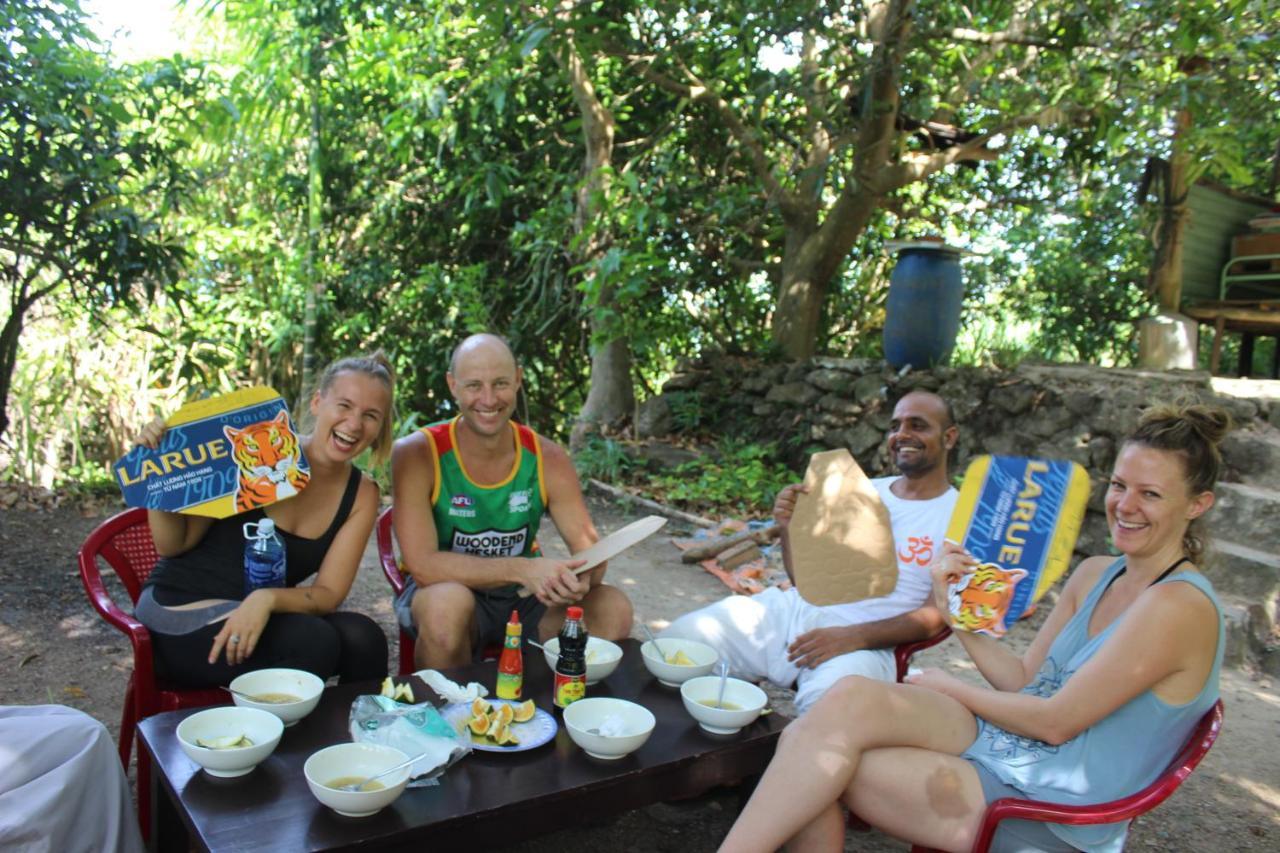 Cham Island Smiles Homestay Tân Hiệ Esterno foto